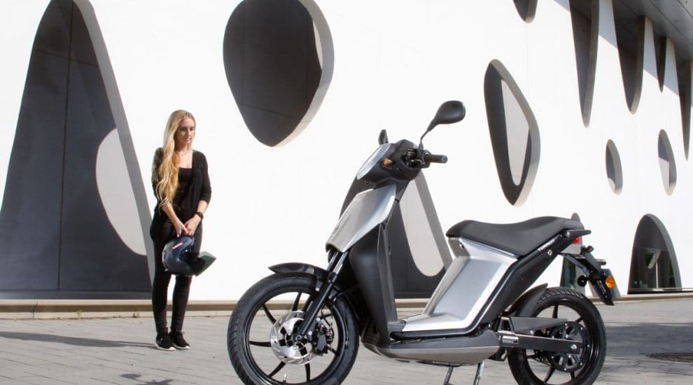 Torrot City MUVI-L1 Electric Motorcycle, Electric Off-Road and Urban E delivery Bike - Made In Spain
