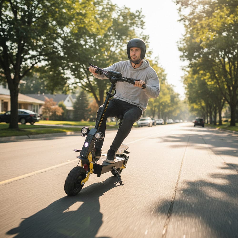 Electric Scooter Night Fury Plus 60V 33AH Battery Dual Motor 2000W x 2 Speed 85 Km/h long mileage